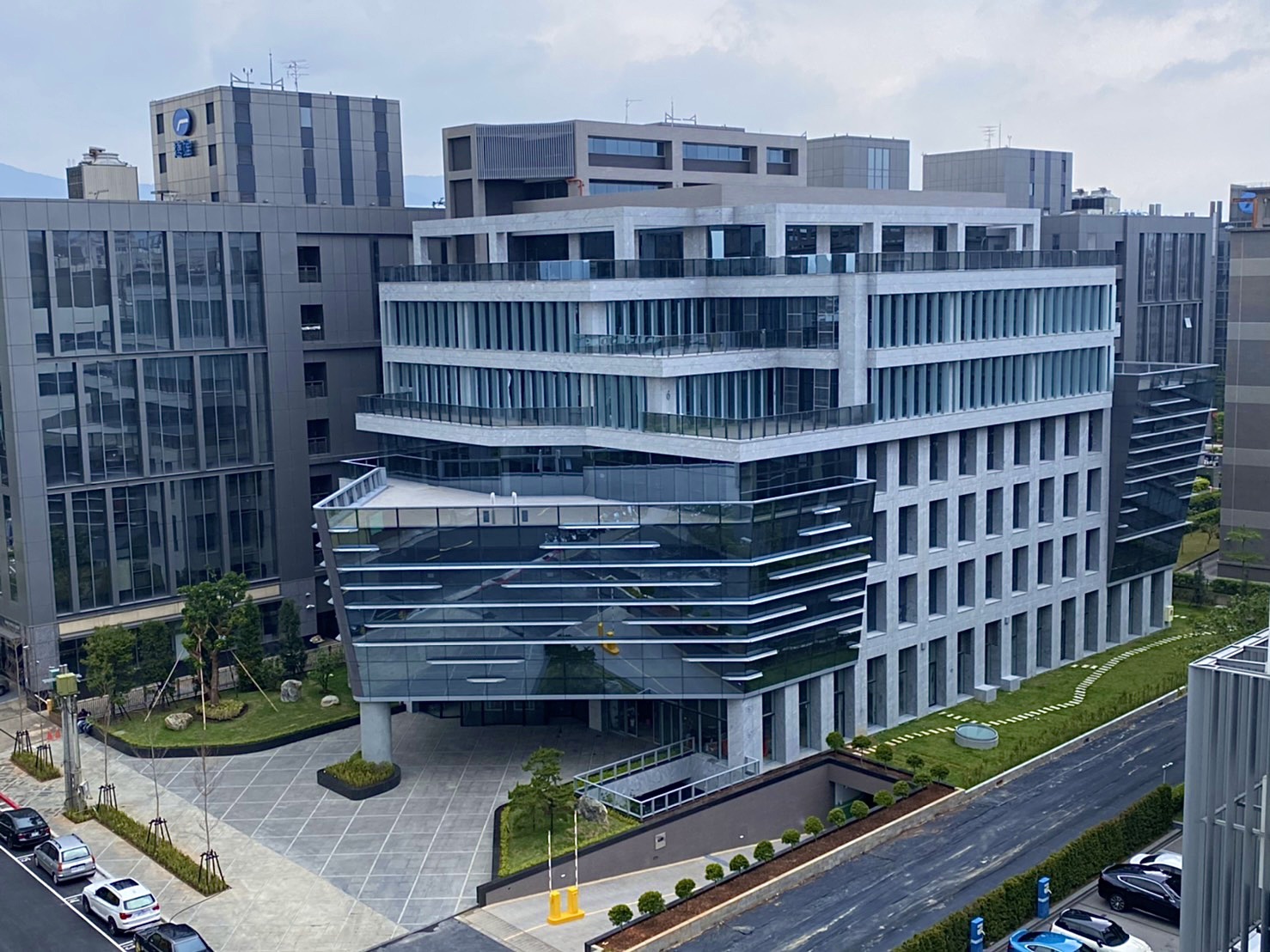  The Fortune Headquarters Building Has Been Successfully Completed and Relocated!